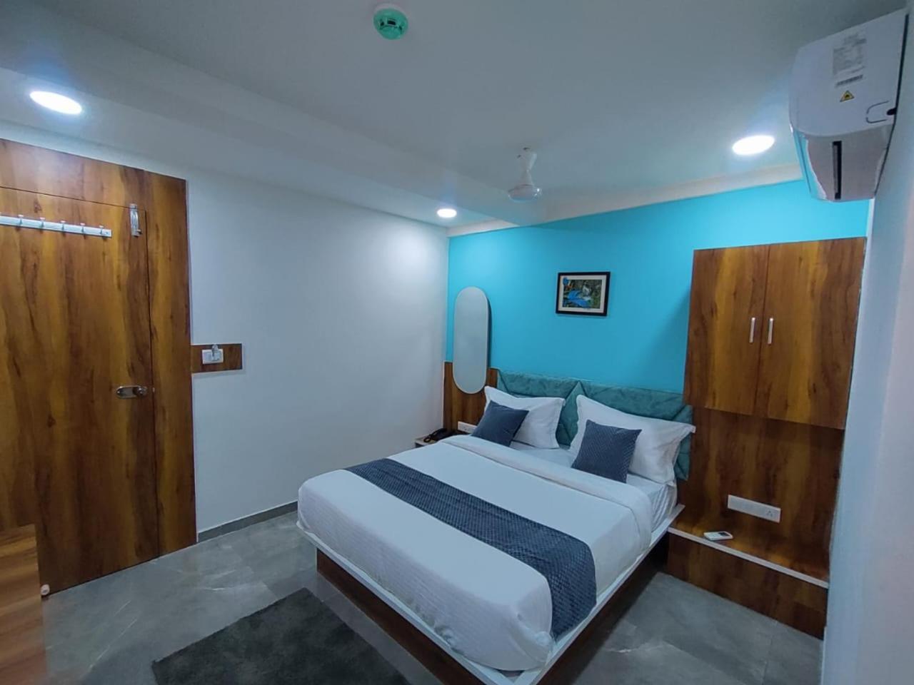 Hotel Lee Park Ahmedabad Exterior foto